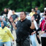 Gubernur Arinal dan Ibu Bersama  Jajaran OPD Pemprov Lampung Senam Bersama di Kebun PKK 