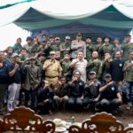 Gubernur Arinal Panen Kopi Arabika Sistem Pagar dan Temu Lapang bersama Petani Kopi di Sekincau, Lampung Barat