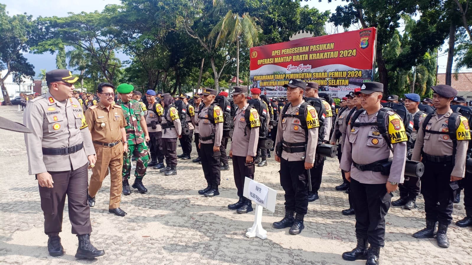 Pemkab Lampung Selatan Bersama Baznas Bantu Bedah Rumah Milik Fatihah, Lansia di Desa Kuala Jaya
