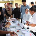 Gubernur Arinal dan Keluarga Salurkan Hak Pilih di TPS 22, Sepang Jaya, Bandarlampung