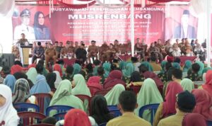 Jalan Patok Besi Jadi Usulan Prioritas di 2025, Bupati Lamsel: Kita Bangun Tahun Ini