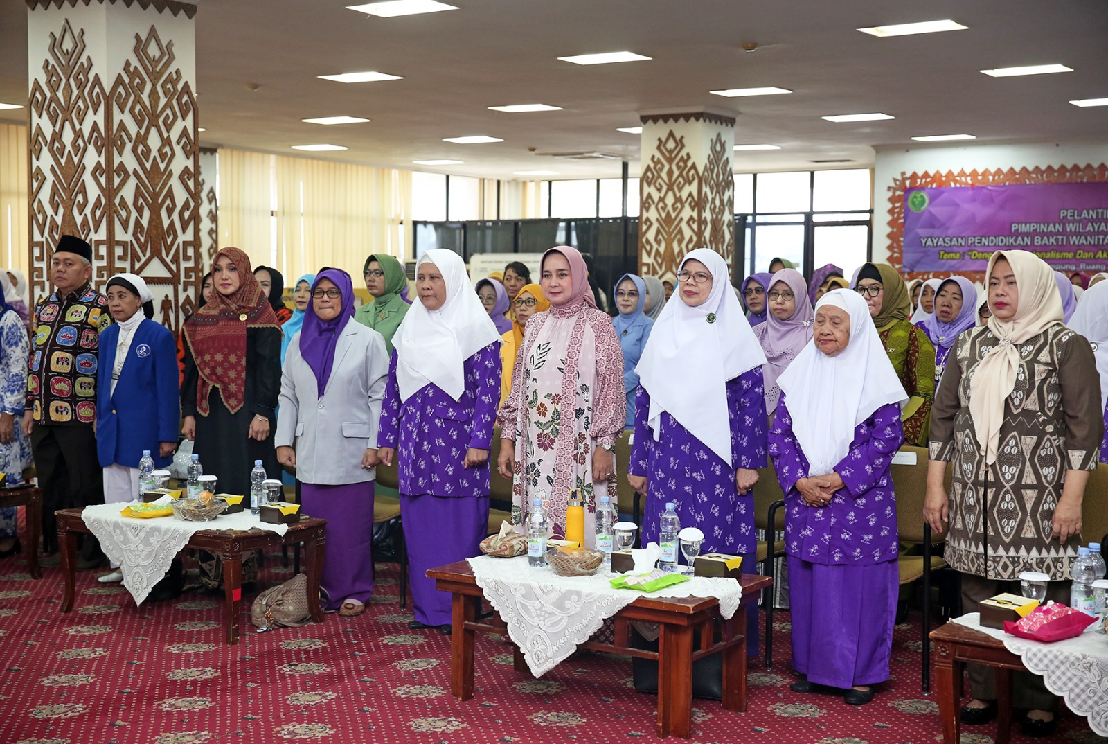 Ibu Riana Sari Hadiri Pelantikan, Rakerwil Wanita Islam Provinsi Lampung dan YPBWI 