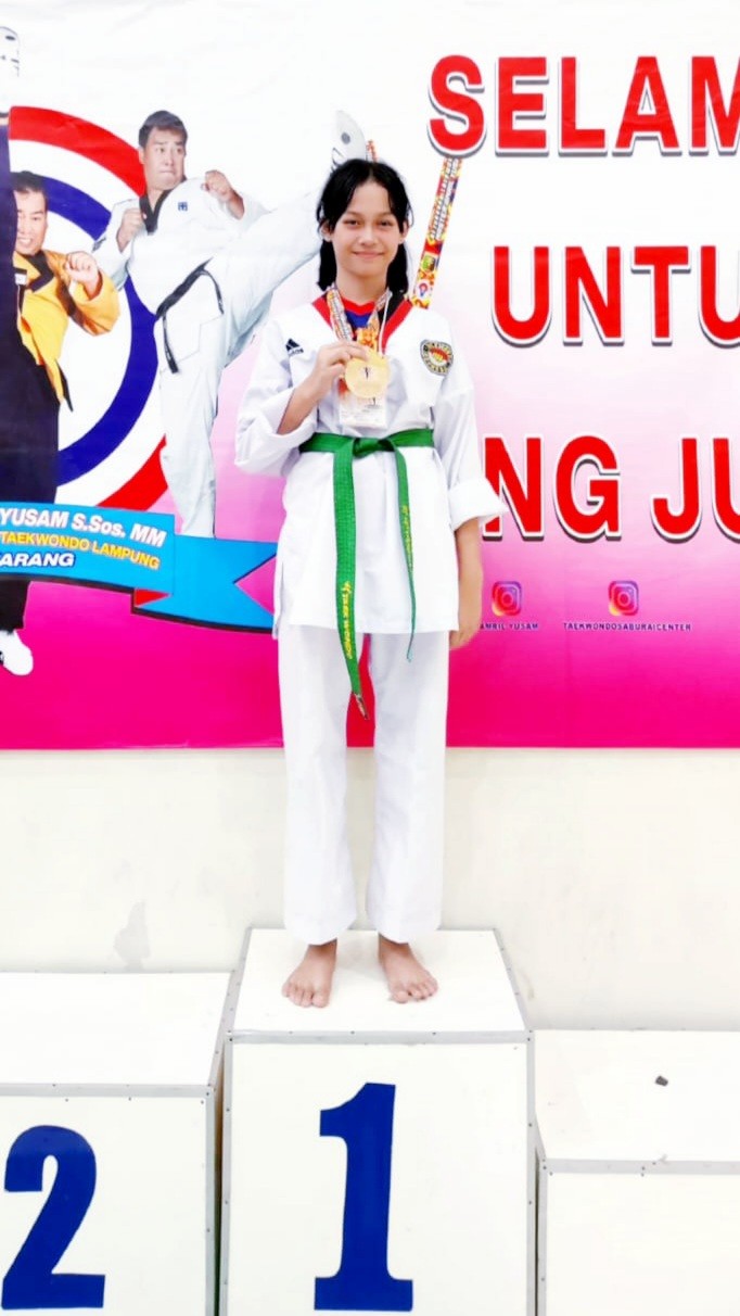 Siswi SDN 3 Way Urang dari Club Satlas Raih Emas Taekwondo Master Amril Yusam Tingkat Provinsi Lampung