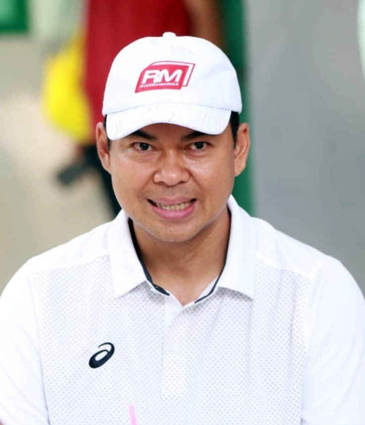 Lengserkan Sekjen Golkar , Rycko Melanggeng Ke Senayan