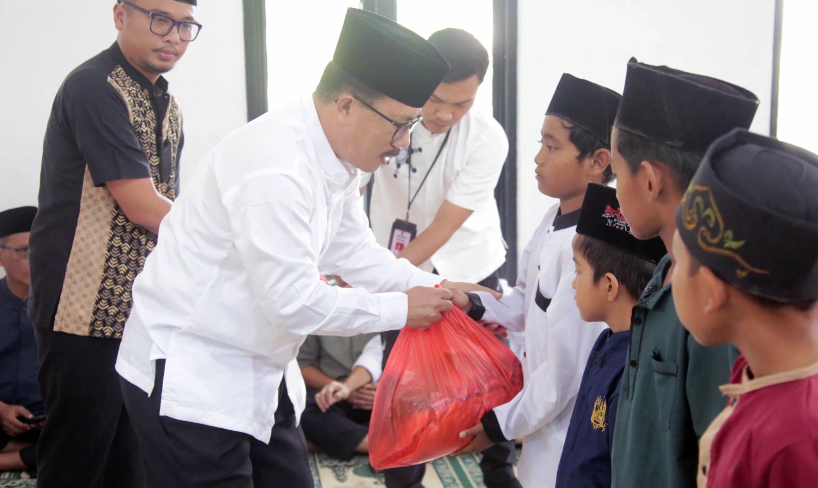 Sekdakab Lampung Selatan Safari Ramadan di Desa Kalirejo Kecamatan Palas