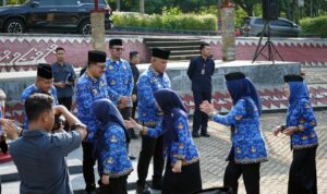 Pemkab Lampung Selatan Gelar Upacara Bulanan Sekaligus Halalbihalal 1445 H