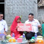 Warga Sumur Kumbang Ucap Syukur, Dapat Bantuan Bedah Rumah Program Geserbu dari Bupati Lamsel