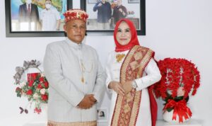 Bupati dan Ketua TP PKK Lamsel Satu-satunya Wakil dari Sumatera Kandidat Penerima Satyalancana Wira Karya