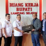 Audiensi Dengan Bupati, EGM Angkasa Pura II Bandara Radin Inten II: Kami Ingin Ikut Andil Program Bedah Rumah