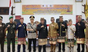 Ardito Wijaya Hadiri Rapat Paripurna HUT Kabupaten Lampung Tengah Ke-78 Ardito Wijaya Hadiri Rapat Paripurna HUT Kabupaten Lampung Tengah Ke-78