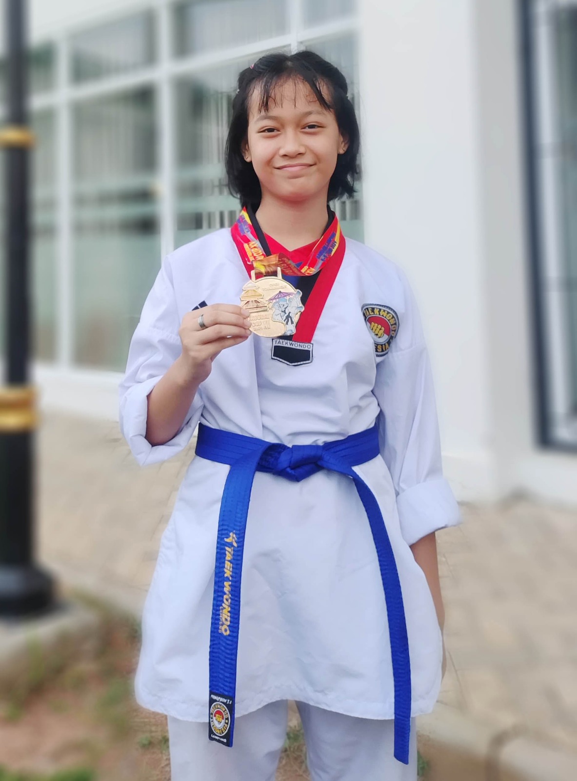 Azizah Kembali Raih Emas Kejuaraan Taekwondo Saburai Cup XV Tahun 2024