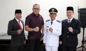 Tiga Pejabat Eselon III Dinas Kominfo Lamsel di Rolling, Berikut Daftar Pelantikannya