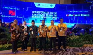 Pj. Sekretaris Daerah didampingi Kepala Dinas Kominfotik Lamteng Hadiri Acara Pembukaan Forum Smart City 2024 Pj. Sekretaris Daerah didampingi Kepala Dinas Kominfotik Lamteng Hadiri Acara Pembukaan Forum Smart City 2024
