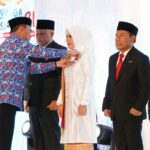 Selamat! Nanang Ermanto dan Winarni Terima Tanda Kehormatan Satyalancana Wira Karya, Satu-satunya Wakil Pulau Sumatera