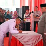 Perubahan Undang-Undang No 3 Tahun 2024, 25 Kepala Desa di Kecamatan Natar Kembali Dikukuhkan Bupati Lampung Selatan Perubahan Undang-Undang No 3 Tahun 2024, 25 Kepala Desa di Kecamatan Natar Kembali Dikukuhkan Bupati Lampung Selatan