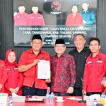 Nanang Ermanto Resmi Kantongi Rekom PDI Perjuangan di Pilkada Lampung Selatan Nanang Ermanto Resmi Kantongi Rekom PDI Perjuangan di Pilkada Lampung Selatan