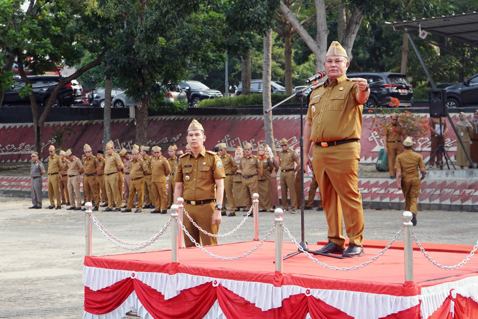 Mendadak Pimpin Apel Pagi, Bupati Lampung Selatan Pantau Kedisiplinan Pegawai