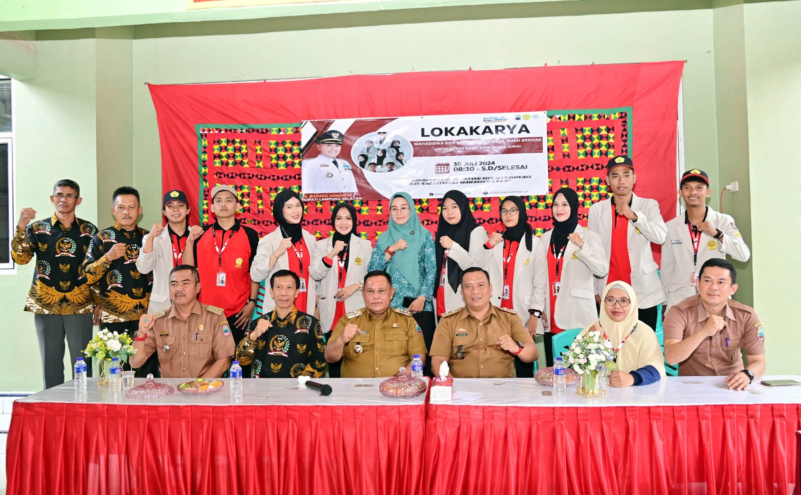 Jadi Mahasiswa Universitas Saburai, Bupati Lamsel KKN di Desa Buah Berak