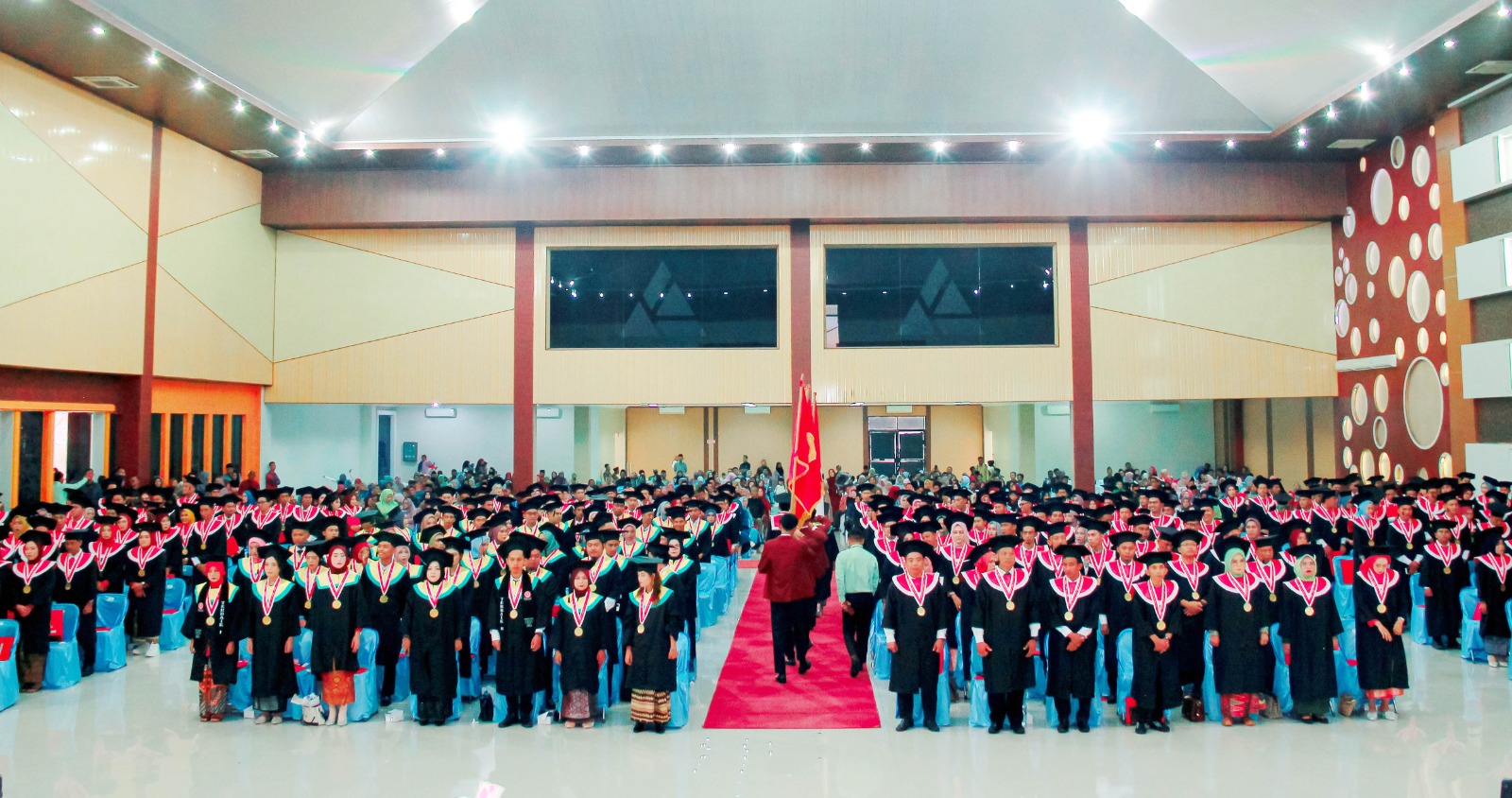 Gelar Wisuda Kedua, ITBA DCC Luluskan 286 Sarjana dan Ahli Madya