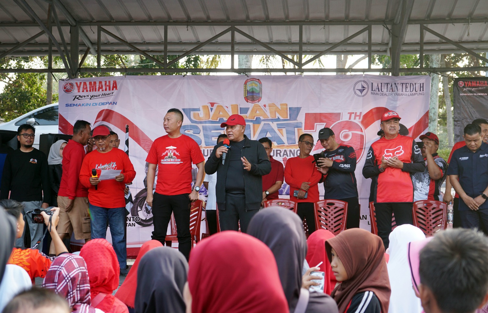 Kelurahan Way Urang Gelar Jalan Sehat HUT Ke-79 RI, Diikuti Ribuan Masyarakat