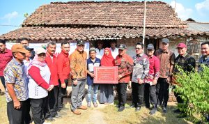Kolaborasi dengan Bandara Radin Inten II, Pemkab Lampung Selatan Bedah Dua Rumah Warga Natar