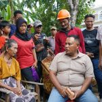Senyum Bahagia Mbah Paikem, Dapat Bantuan Bedah Rumah dari Bupati Lampung Selatan