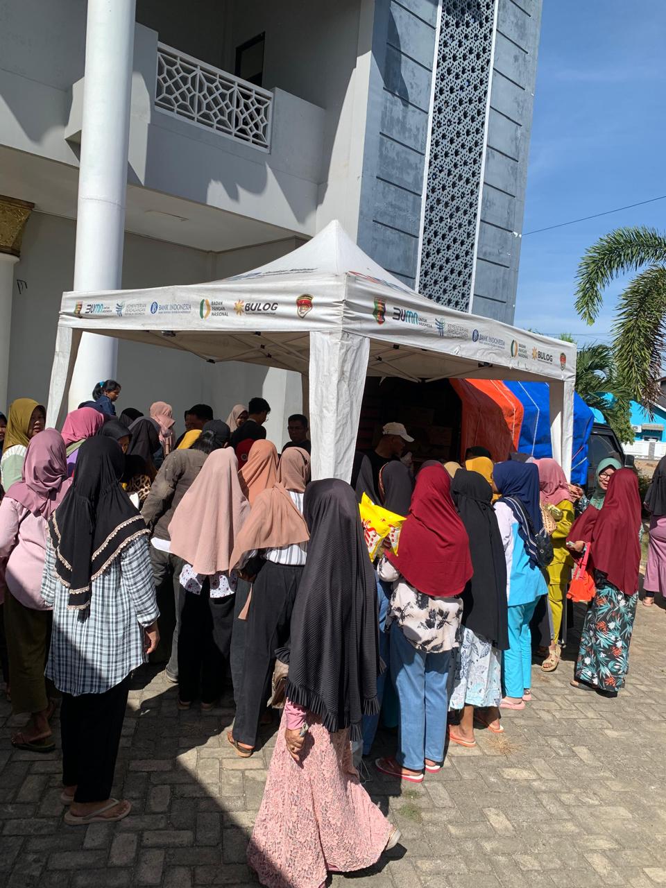 Pemkab Pesawaran Dorong Upaya Pengendalian Inflasi Lewat Operasi Pasar Murah