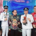 Toreh Prestasi, Kades Hanura Raih Juara II Desa Teladan LPKAD Tingkat Nasional dari Kemendagri