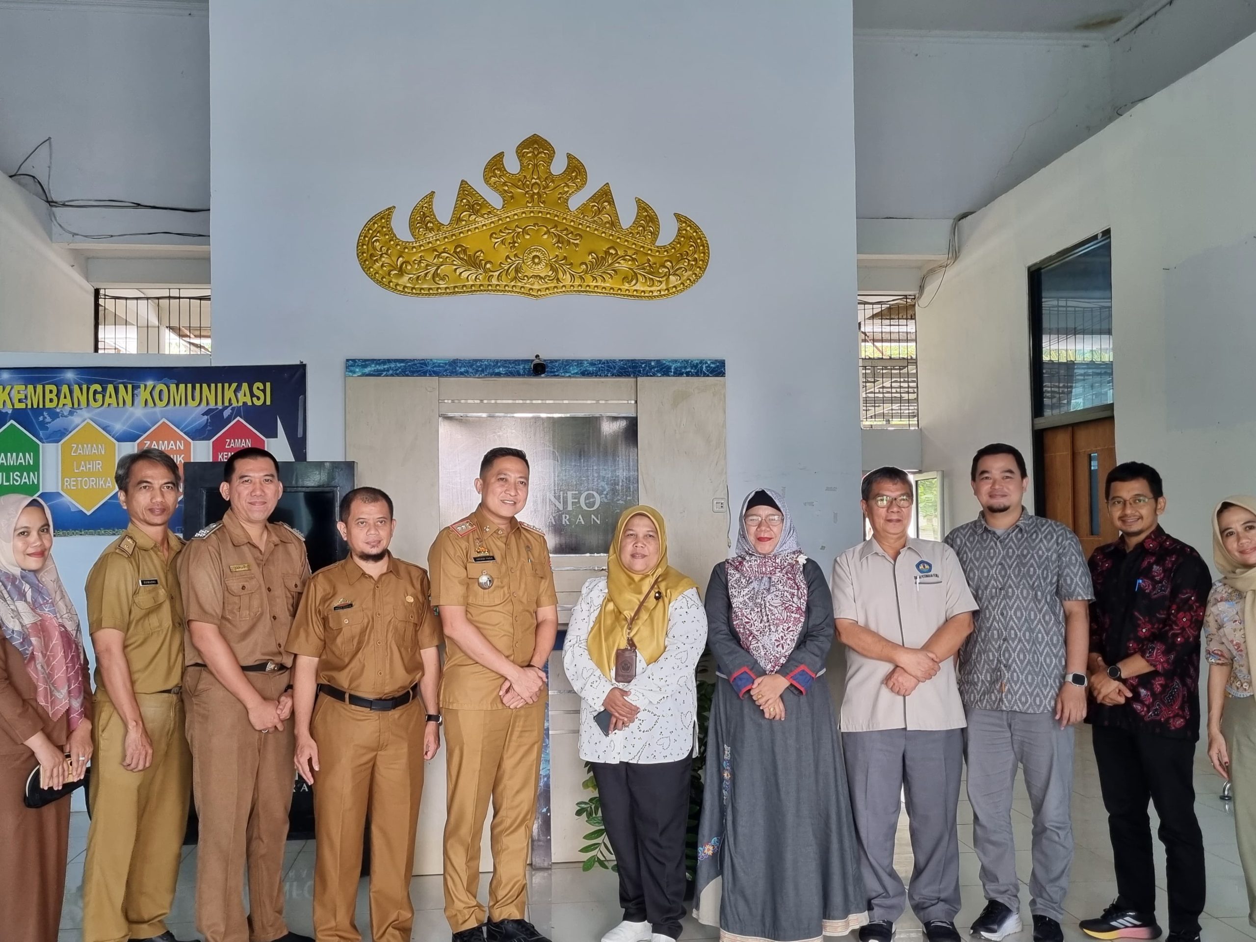 Unila dan Diskominfoktiksan Pesawaran, Bahas Penyusunan Layanan Informasi Publik