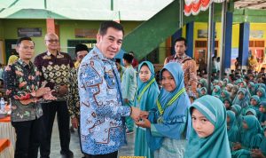 Dendi Ramadhona Kunker Ke SD IT Iqro Gedong Tataan