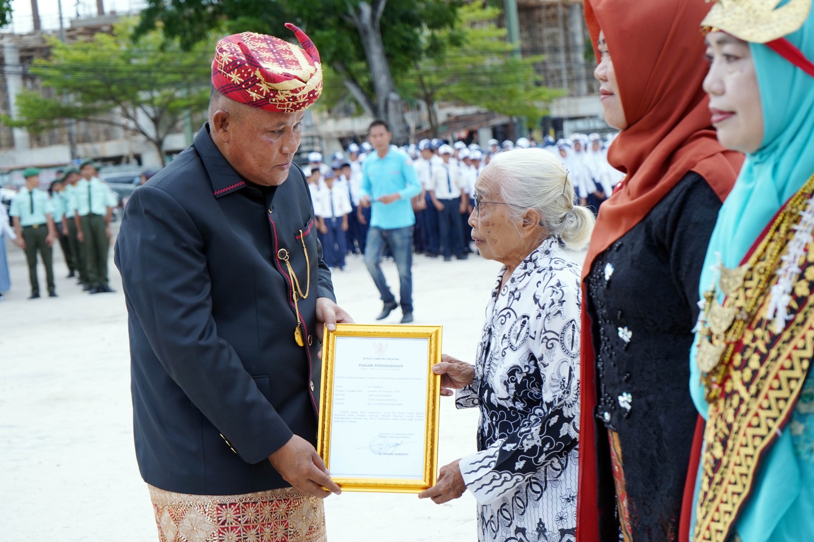 Peringatan Hari Guru 2024, Nanang: Jangan Sekali-kali Melupakan Jasa Guru