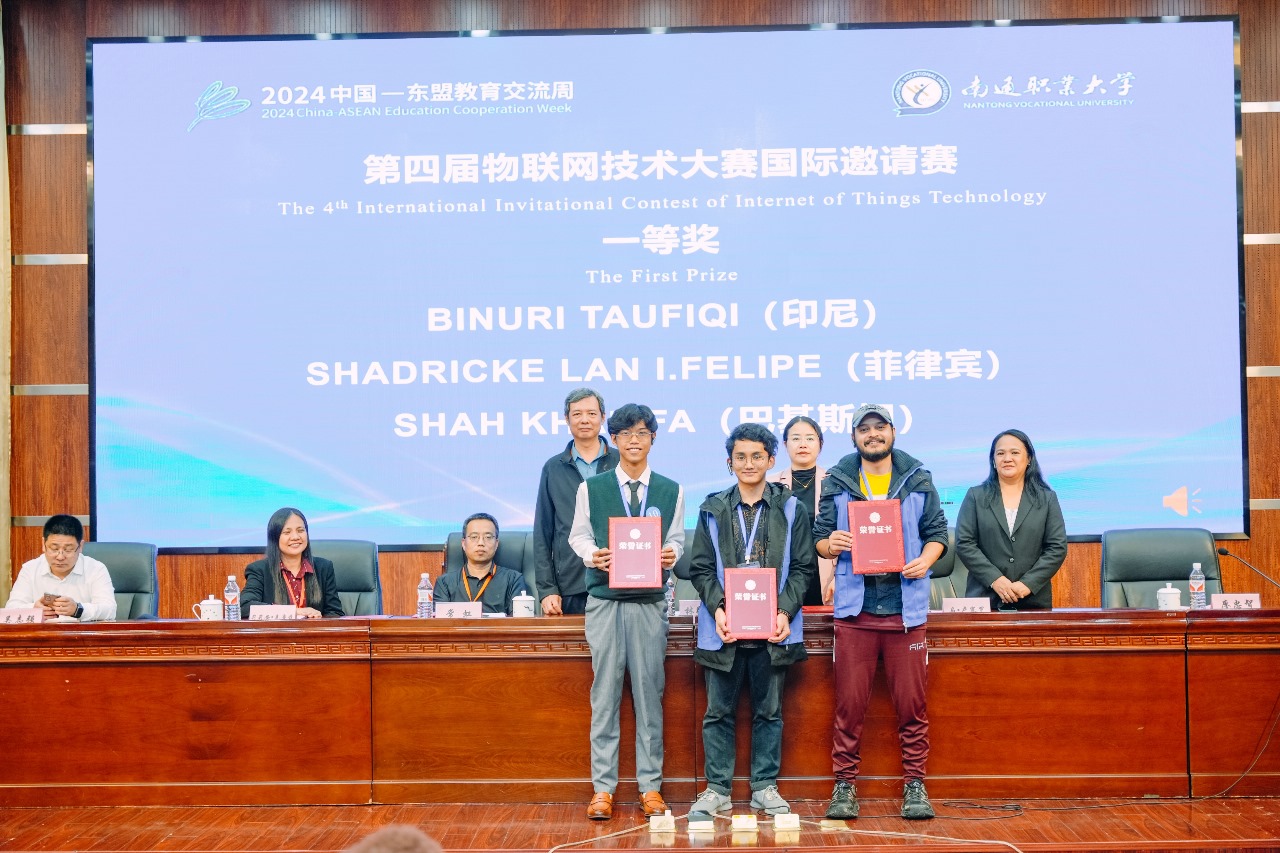 Wisuda, Prestasi, dan Visi 2027: Bukti Keunggulan IIB Darmajaya sebagai Kampus Terbaik