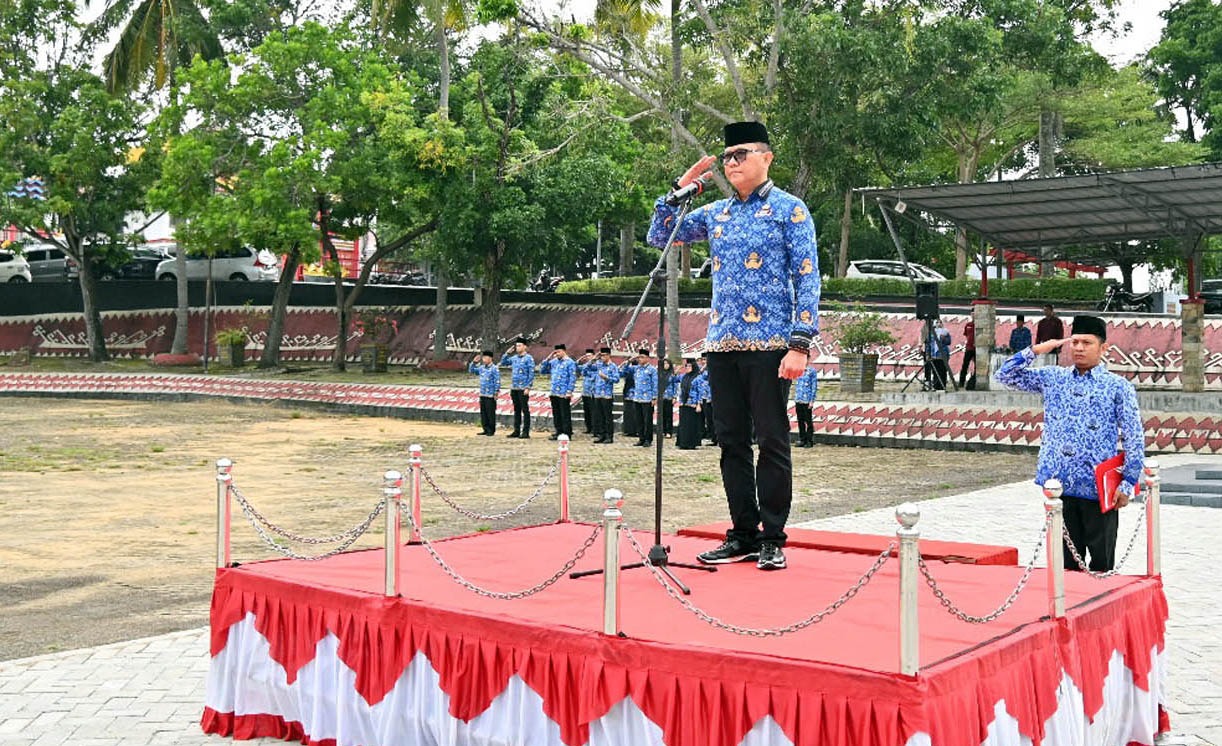 Kadis Kominfo Pimpin Upacara Bulanan Pemkab Lampung Selatan