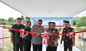 Resmikan Gedung Lalu Lintas, Propam dan Barang Bukti Polres Lampung Selatan, Bupati Nanang Ermanto Sekalian Pamit