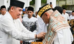 Gubernur Lampung Salurkan Beragam Bantuan dalam Safari Ramadan di Pesawaran