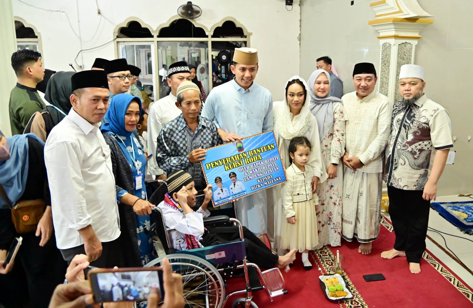 Serap Aspirasi Masyarakat di Safari Ramadan, Bupati Egi: Pasti Ada Jalan Keluarnya