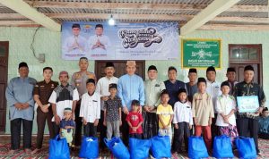 Safari Ramadan, Warga Kecamatan Way Sulan Curhat ke Bupati Egi