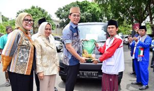 Luncurkan Distribusi Beras Zakat Fitrah ASN, Bupati Egi: Harus Tepat Sasaran