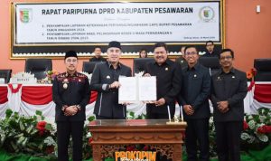 Rapat Paripurna : Bupati Pesawaran Sampaikan  LKPJ Tahun 2024