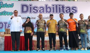 Pemerintah Kota Bandar Lampung Sukses Menggelar Jalan Sehat dan Senam Disabilitas dalam Rangka HUT Kota Bandar Lampung yang ke-343 Tahun