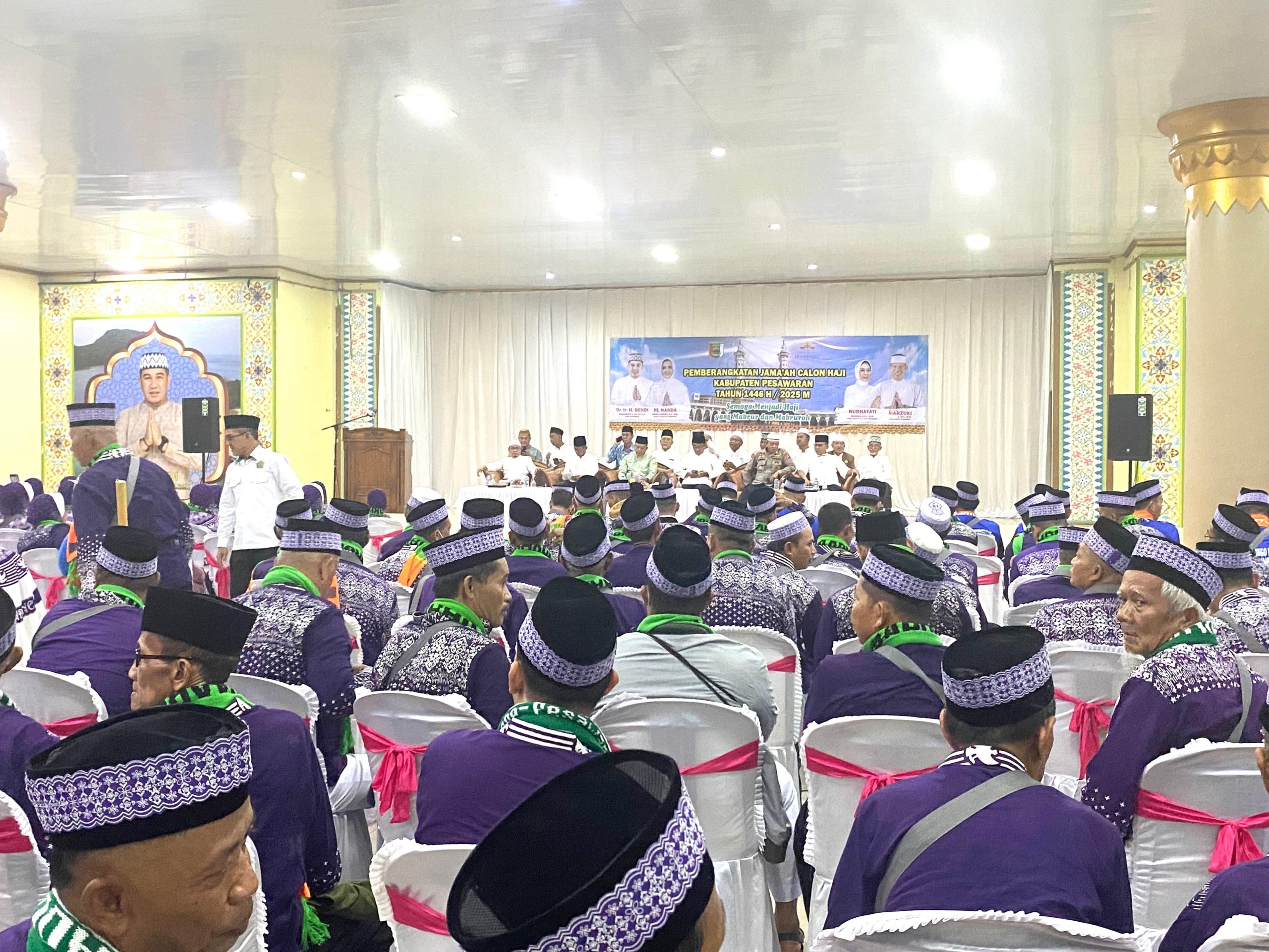 196 Calon Jamaah Haji Kabupaten Pesawaran Kloter Pertama Diberangkatkan Menuju Tanah Suci