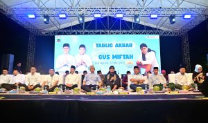 Ribuan Warga Padati Tabligh Akbar Gus Miftah, Bupati Egi: Bagian Pembangunan Akhlak dan Spiritual Masyarakat