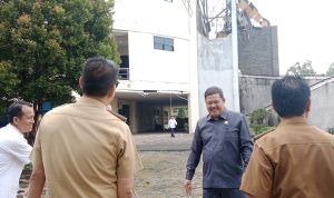 M.Nasir : Ornamen Gedung DPRD  Yang Runtuh Segera Diperbaiki