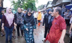 Walikota Bandar Lampung Akan Perbaiki Rumah Rusak Akibat Banjir