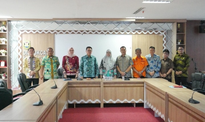 Walikota dan Jajaran Pemkot Bandar Lampung Terus Berupaya Menangani Bencana Banjir