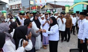 Walikota Bandar Lampung Kembali Gelar Safari Ramadhan Sekaligus Bagi-bagi Umroh di Teluk Betung