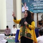 Safari Ramadhan di Dua Kecamatan, Bunda Eva Beri Bantuan Umroh dan Uang 50Juta ke Masjid