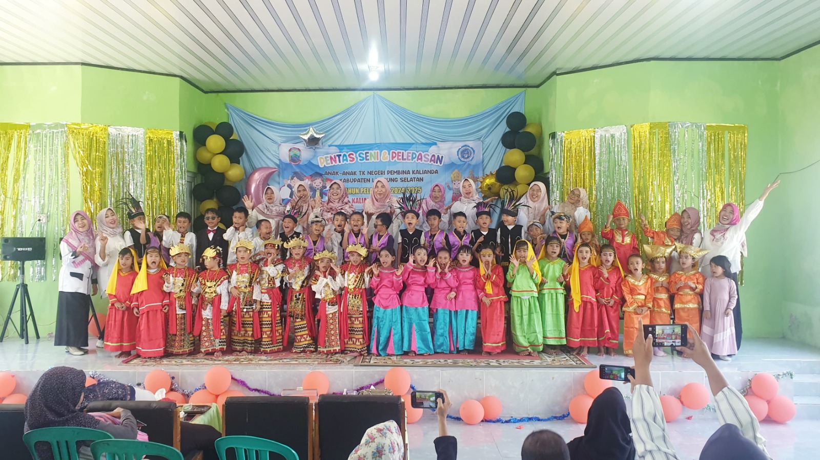 Pelepasan Murid TK Negeri Pembina Kalianda Meriah dengan Pentas Seni