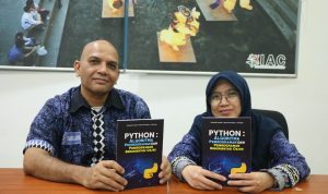 Gak Mau Pusing Belajar Coding? Buku Ajar Karya Dosen Darmajaya Ini Jawab Tantangan Era Digital!
