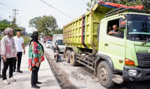Pemerintah Kota Bandar Lampung Cor Beton Jalan Teuku Cik Ditiro
